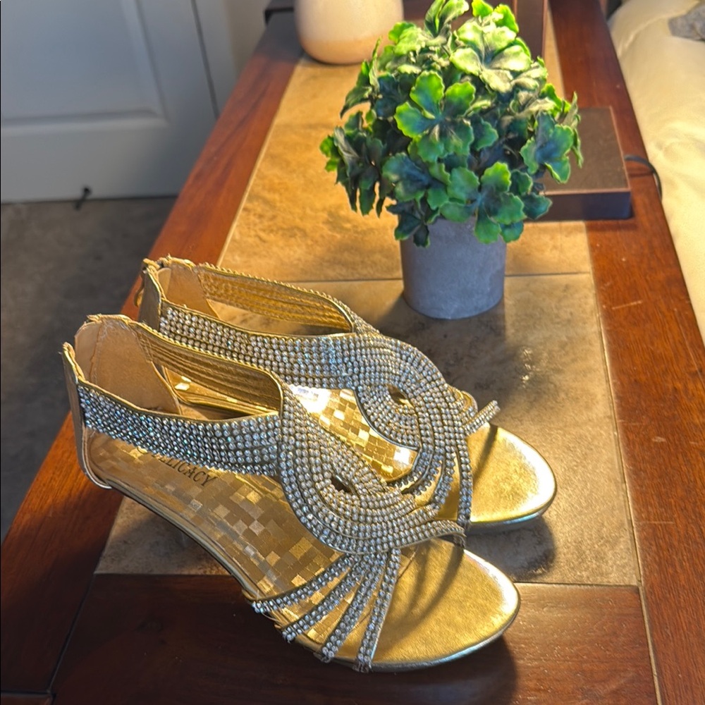 Elegant Gold Women's Heels